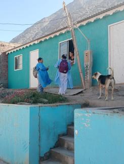 Visita a pobladores en Secocha